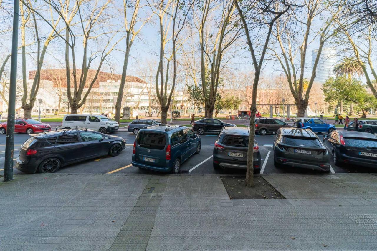 Gran Via Dona Casilda Park By Next Stop Билбао Екстериор снимка